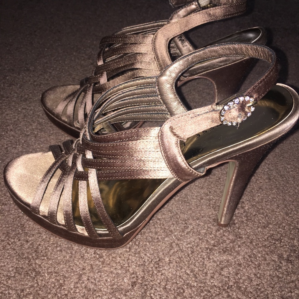 Sandal heels